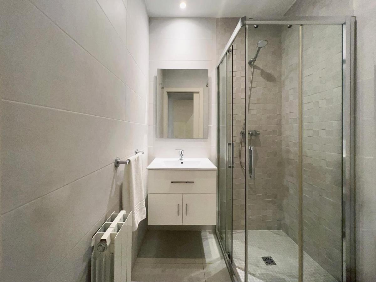 Stay U-Nique Apartments Sants Барселона Екстериор снимка