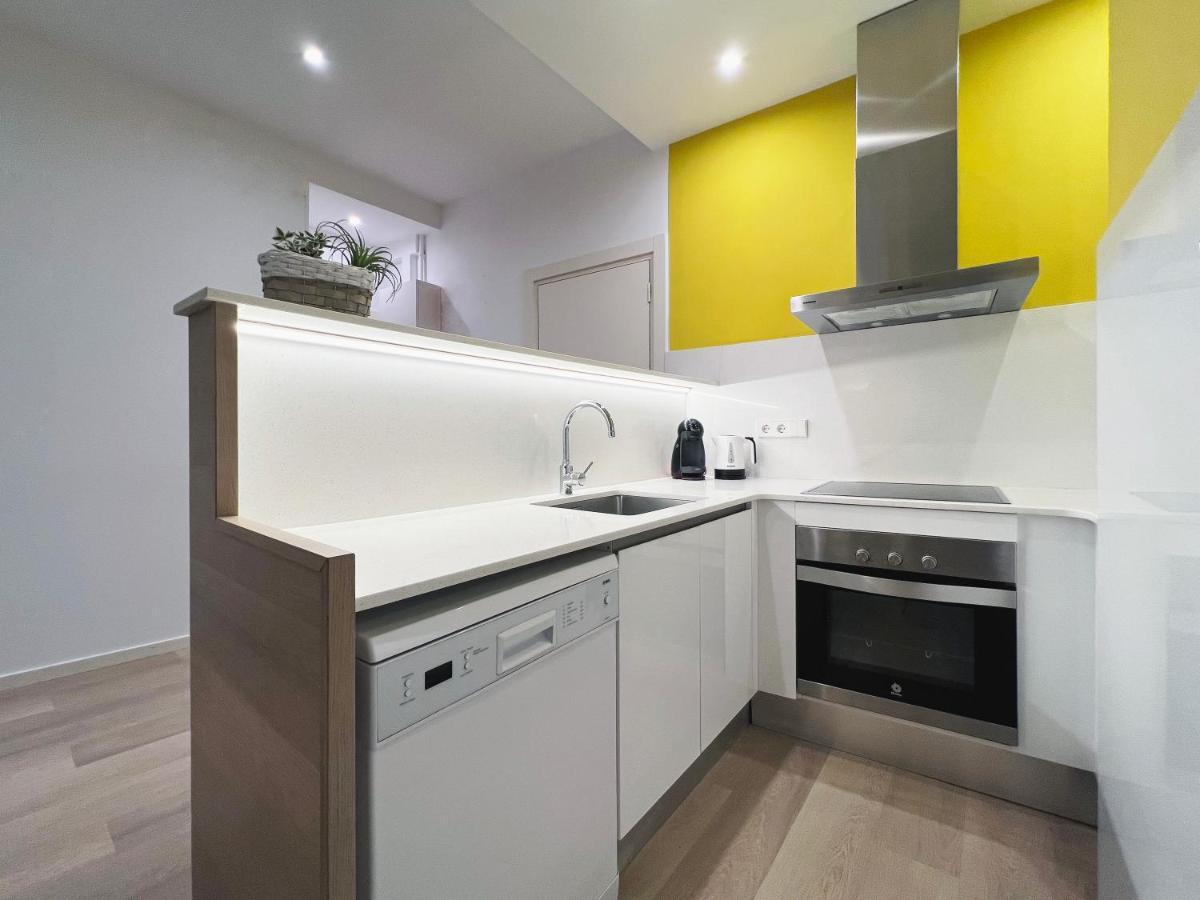 Stay U-Nique Apartments Sants Барселона Екстериор снимка